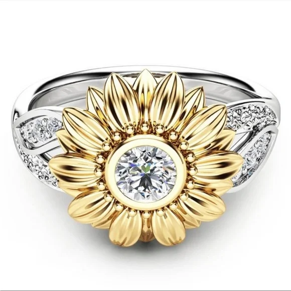 New 925 Silver Diamond Sunflower Ring - Picture 2 of 3
